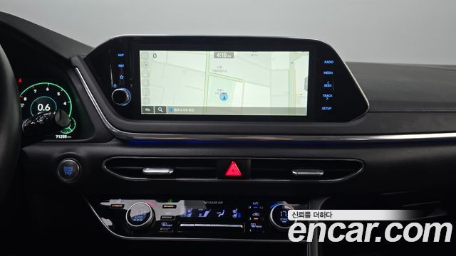 Hyundai Sonata (DN8) 2.0 LPG Premium Plus 2022 — фото 15