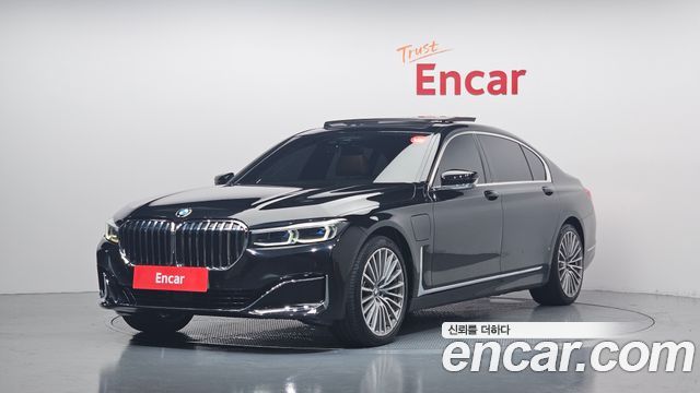 BMW 7 Series (G11) 745Le iPerformance Design Pure Excellence