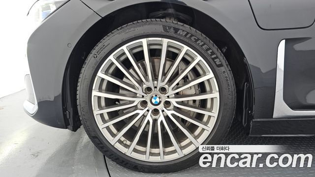 BMW 7 Series (G11) 745Le iPerformance Design Pure Excellence 2020 — фото 5