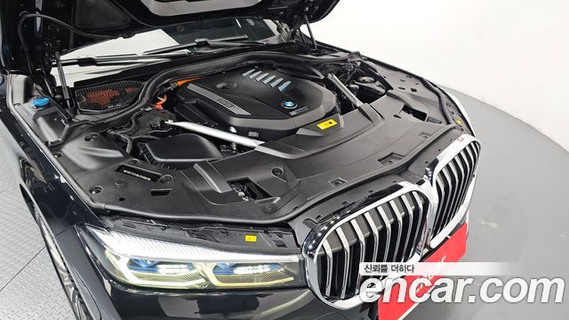BMW 7 Series (G11) 745Le iPerformance Design Pure Excellence 2020 — фото 6