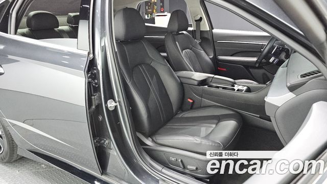 Hyundai Sonata The Edge (DN8) 2.0 Premium 2024 — фото 26