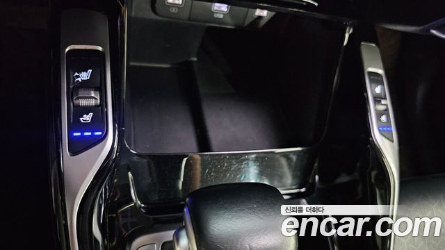 Kia Sorento (IV) Diesel 2.2 2WD Prestige 2023 — фото 16