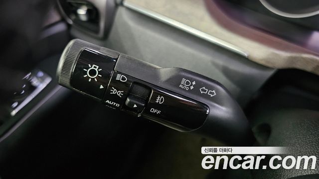 Kia Sorento (IV) Diesel 2.2 2WD Prestige 2023 — фото 34
