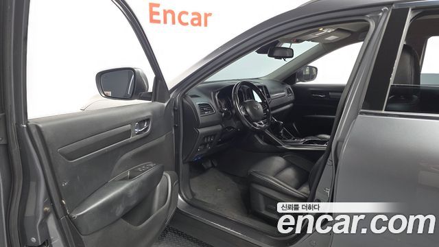 Renault Korea QM6 2.0 LPe LE Signature 2WD 2022 — фото 10