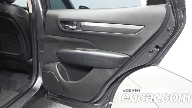 Renault Korea QM6 2.0 LPe LE Signature 2WD 2022 — фото 31