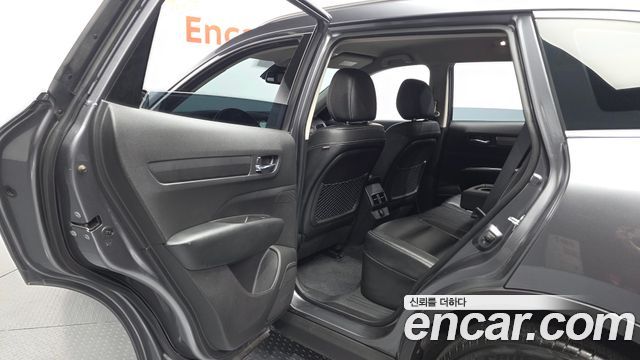 Renault Korea QM6 2.0 LPe LE Signature 2WD 2022 — фото 32