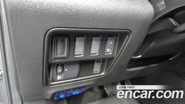 Renault Korea QM6 2.0 LPe LE Signature 2WD 2022 — фото 34