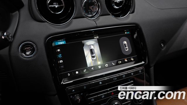 Jaguar XJ 3.0D Premium Luxury LWB X351 2019 — фото 17