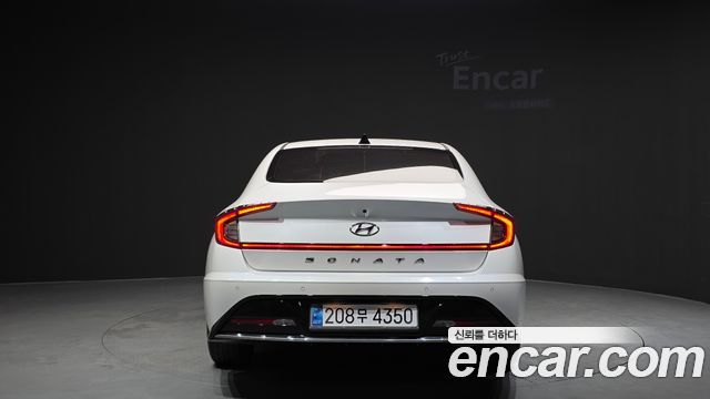 Hyundai Sonata (DN8) 2.0 Premium Plus 2022 — фото 4