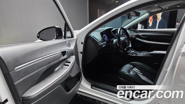Hyundai Sonata (DN8) 2.0 Premium Plus 2022 — фото 10