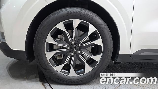 Kia Carnival (IV) Diesel 9-Seater Prestige 2023 — фото 5