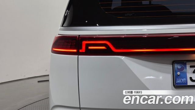 Kia Carnival (IV) Diesel 9-Seater Prestige 2023 — фото 29