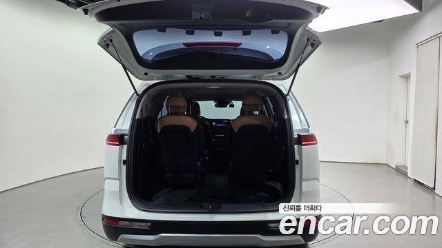 Kia Carnival (IV) Diesel 9-Seater Prestige 2023 — фото 38