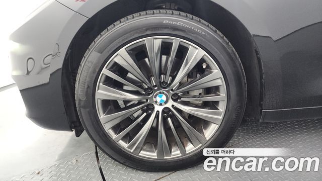 BMW 5 Series GT (F07) GT xDrive 2016 — фото 5
