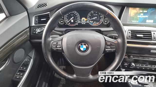 BMW 5 Series GT (F07) GT xDrive 2016 — фото 17