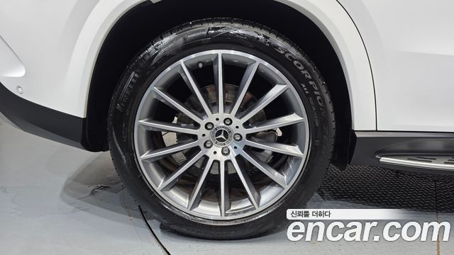 Mercedes-Benz GLE-Class (W167) GLE400d 4MATIC Coupe 2023 — фото 21