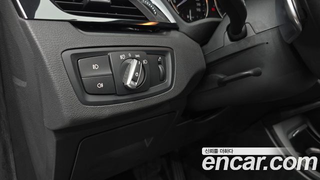 BMW X1 (F48) xDrive 18d Joy 2018 — фото 21