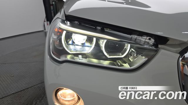 BMW X1 (F48) xDrive 18d Joy 2018 — фото 28