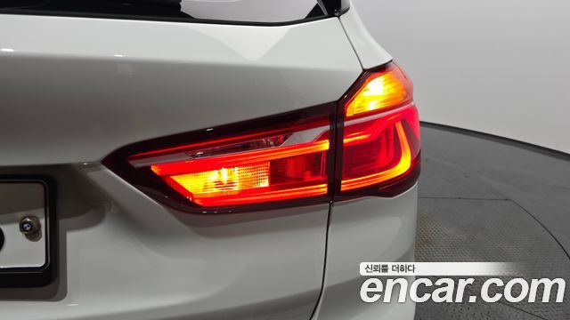 BMW X1 (F48) xDrive 18d Joy 2018 — фото 29