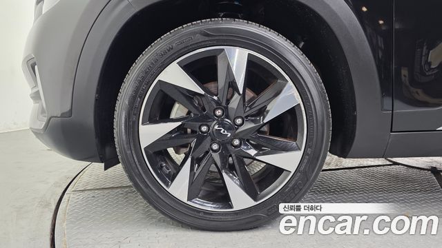 Kia Seltos Gasoline 1.6 Turbo 2WD Gravity 2023 — фото 5