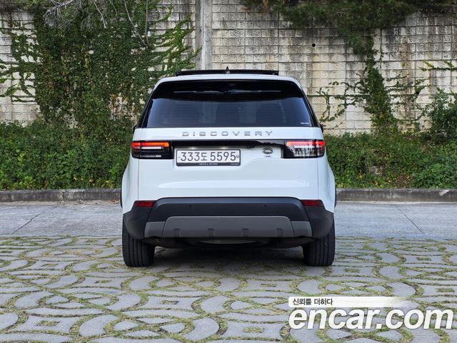 Land Rover Discovery 5 3.0 SD6 SE 2019 — фото 5