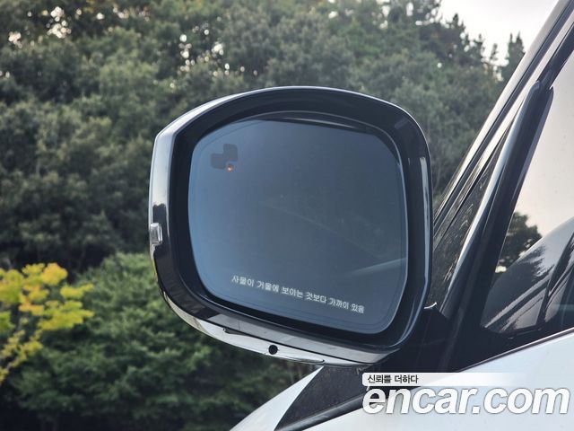 Land Rover Discovery 5 3.0 SD6 SE 2019 — фото 8
