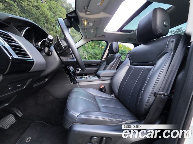Land Rover Discovery 5 3.0 SD6 SE 2019 — фото 19