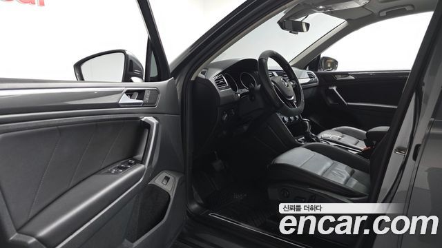 Volkswagen Tiguan (II) 2.0 TDI Prestige 2020 — фото 10