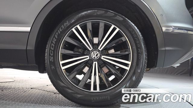 Volkswagen Tiguan (II) 2.0 TDI Prestige 2020 — фото 21