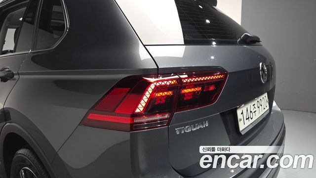 Volkswagen Tiguan (II) 2.0 TDI Prestige 2020 — фото 23