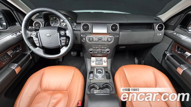Land Rover Discovery 4 3.0 SDV6 Landmark Edition 2016 — фото 7