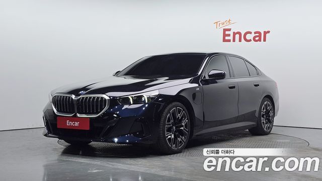 BMW 5 Series (G60) 530e M Sport