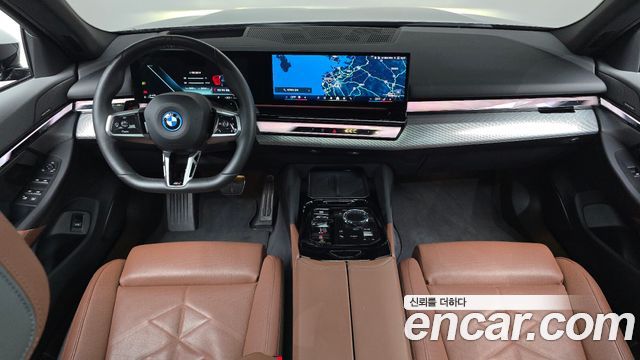 BMW 5 Series (G60) 530e M Sport 2025 — фото 7