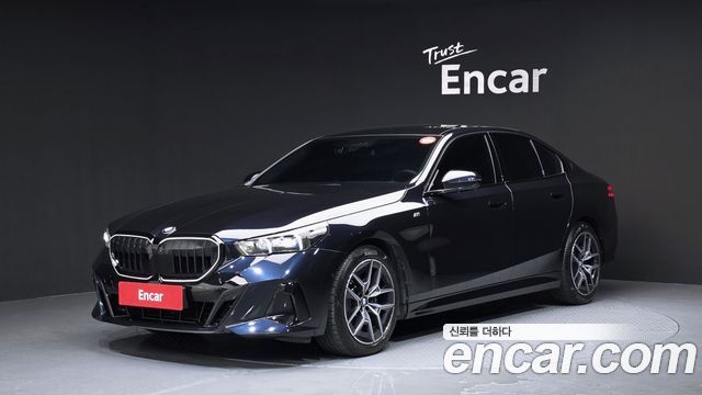 BMW 5 Series (G60) 520i M Sport 2024 — фото 1