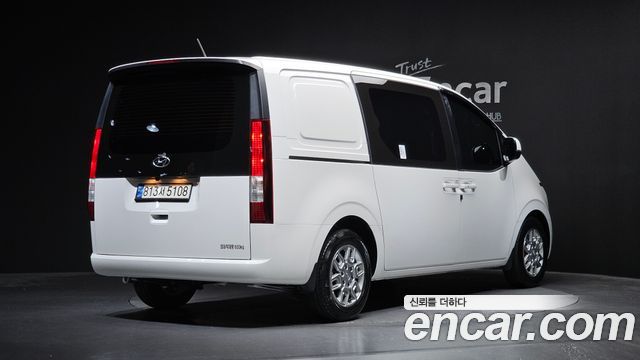 Hyundai Staria Cargo 5-Seater Modern 2022 — фото 2