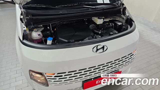 Hyundai Staria Cargo 5-Seater Modern 2022 — фото 6