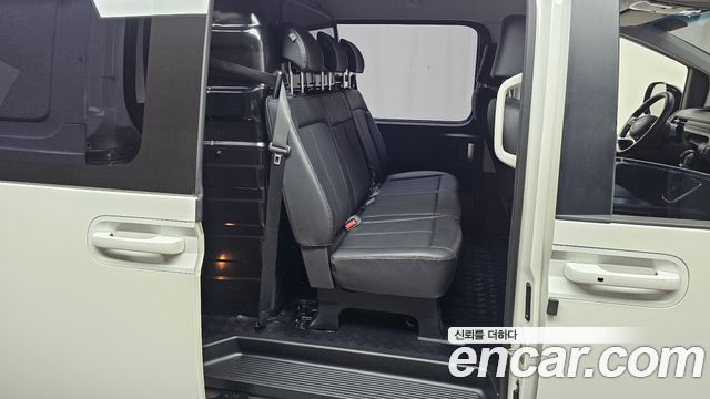 Hyundai Staria Cargo 5-Seater Modern 2022 — фото 11