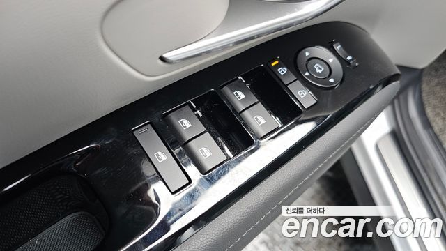 Hyundai Tucson Hybrid (NX4) HEV 1.6 2WD Inspiration 2025 — фото 13