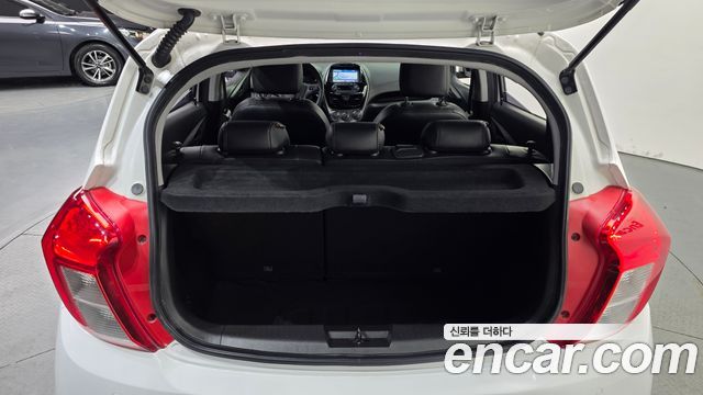 Chevrolet Spark LT 2019 — фото 20