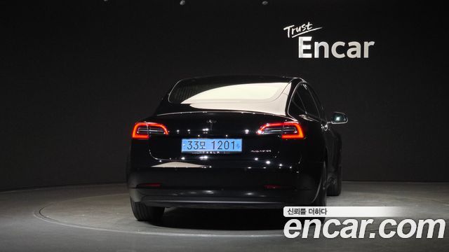 Tesla Model 3 Long Range AWD 2020 — фото 4