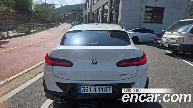 BMW X4 (G02) xDrive20d M Sport 2025 — фото 4