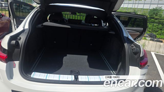 BMW X4 (G02) xDrive20d M Sport 2025 — фото 10