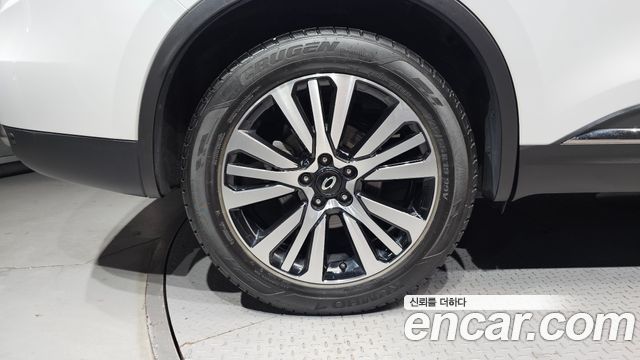 Renault Korea QM6 2.0 LPe Premiere 2WD 2023 — фото 5