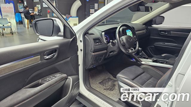 Renault Korea QM6 2.0 LPe Premiere 2WD 2023 — фото 10