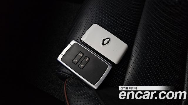 Renault Korea QM6 2.0 LPe Premiere 2WD 2023 — фото 27
