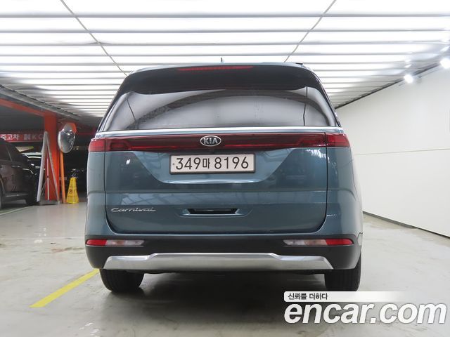 Kia Carnival (IV) Gasoline 9-Seater Signature 2021 — фото 3