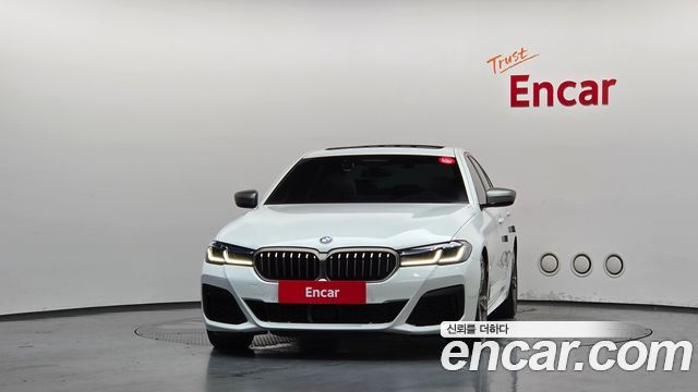 BMW 5 Series (G30) M550i xDrive 2021 — фото 3