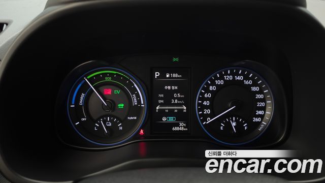 Hyundai Kona Hybrid Smart 2023 — фото 8