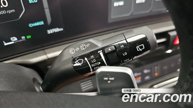 Kia Sportage Hybrid (V) HEV 1.6 2WD Signature 2025 — фото 34