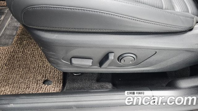 Kia Sportage Hybrid (V) HEV 1.6 2WD Signature 2025 — фото 39